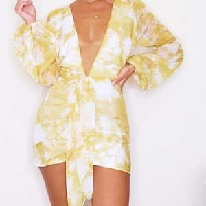 Pretty Little Thing Bodycon Low Plunge Mini Dress